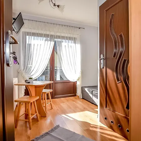Marysienka Hrube Wyzne 12a